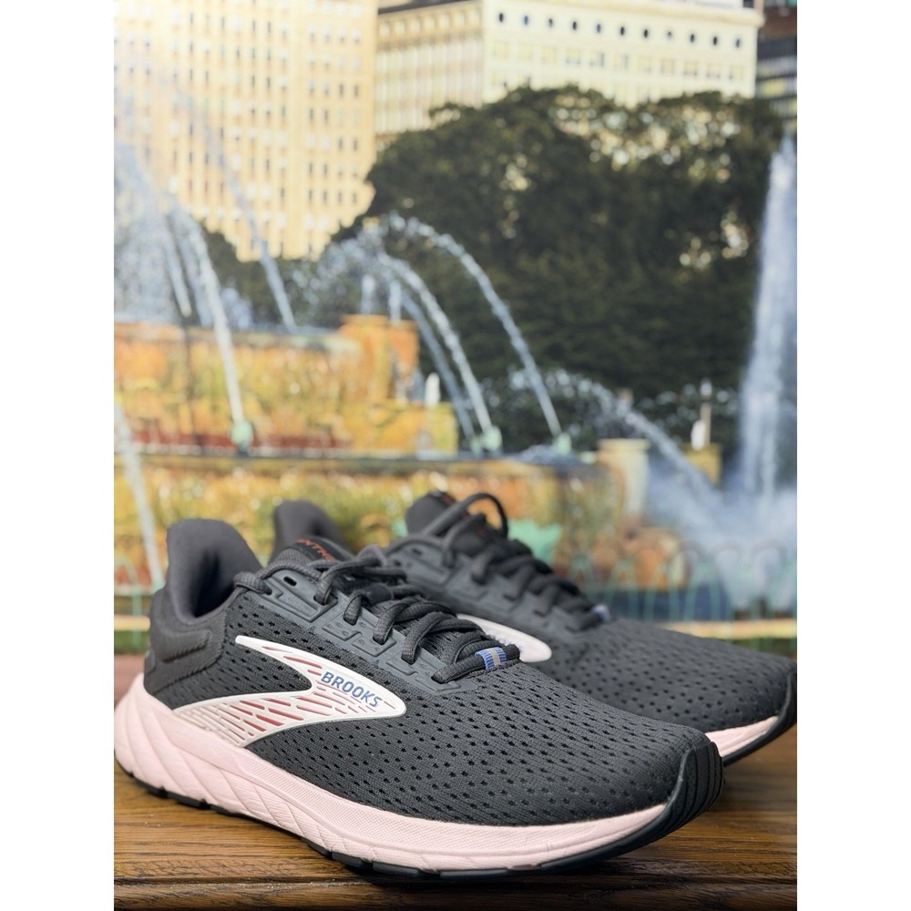 Brooks Anthem 6 Women's Size 9 Running Shoes Black Fitness Sneakers 1204031B028